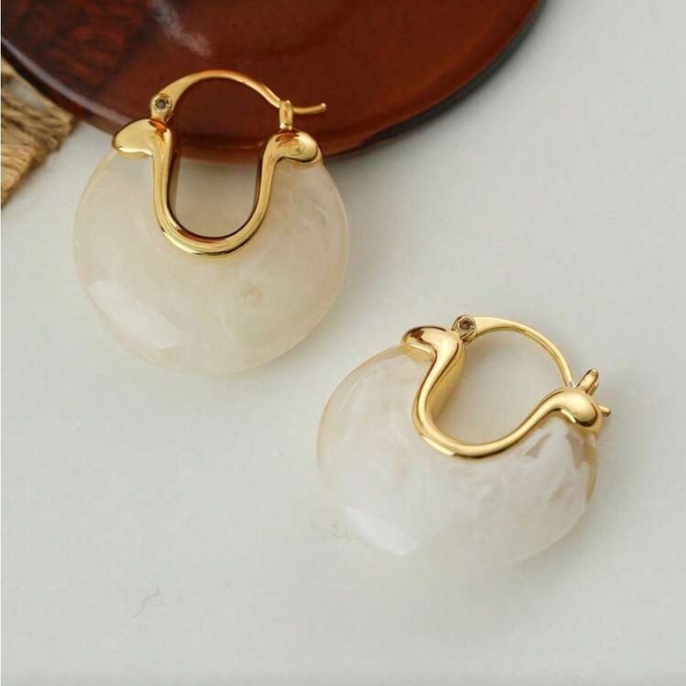 Elan Dore Celeste Hoop Earrings